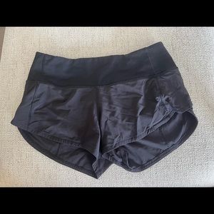 Black lululemon speed up shorts